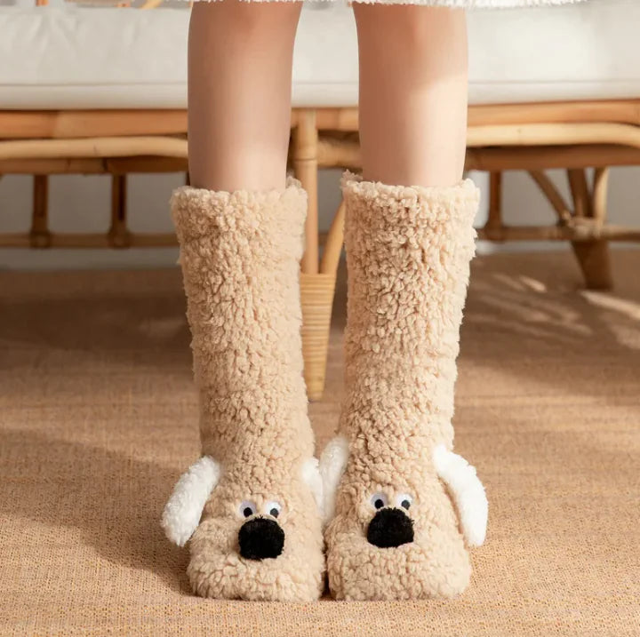 Calcetines de Peluche para Mujer y Niñas con Diseño de Perro