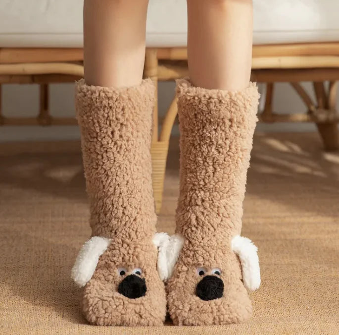 Calcetines de Peluche para Mujer y Niñas con Diseño de Perro